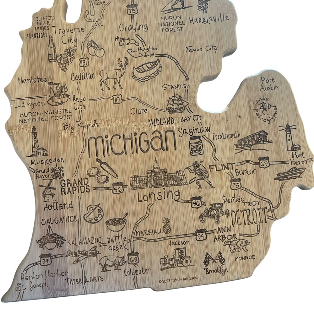Totally Bamboo Michigan Shaped Serving Tray Cutting‎ Board State Map - Picture 3 of 6